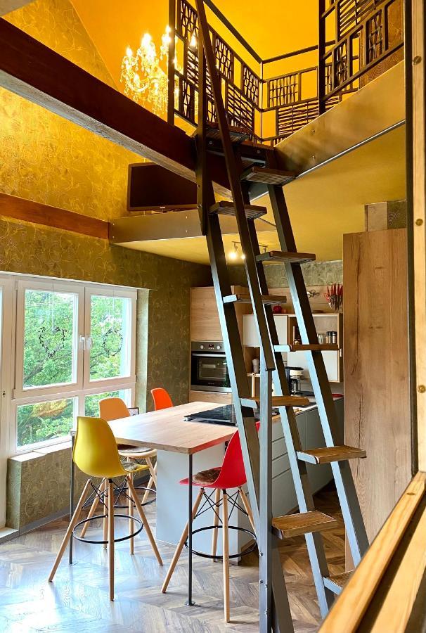 Hof Vierzehnender Im Hohen Venn - 70Qm Maisonette - 2 Schlafzimmer - Wohnkueche - Balkon Mit Grill - Monschau - Eifel - Hunde Willkommen - Islandpferde מראה חיצוני תמונה
