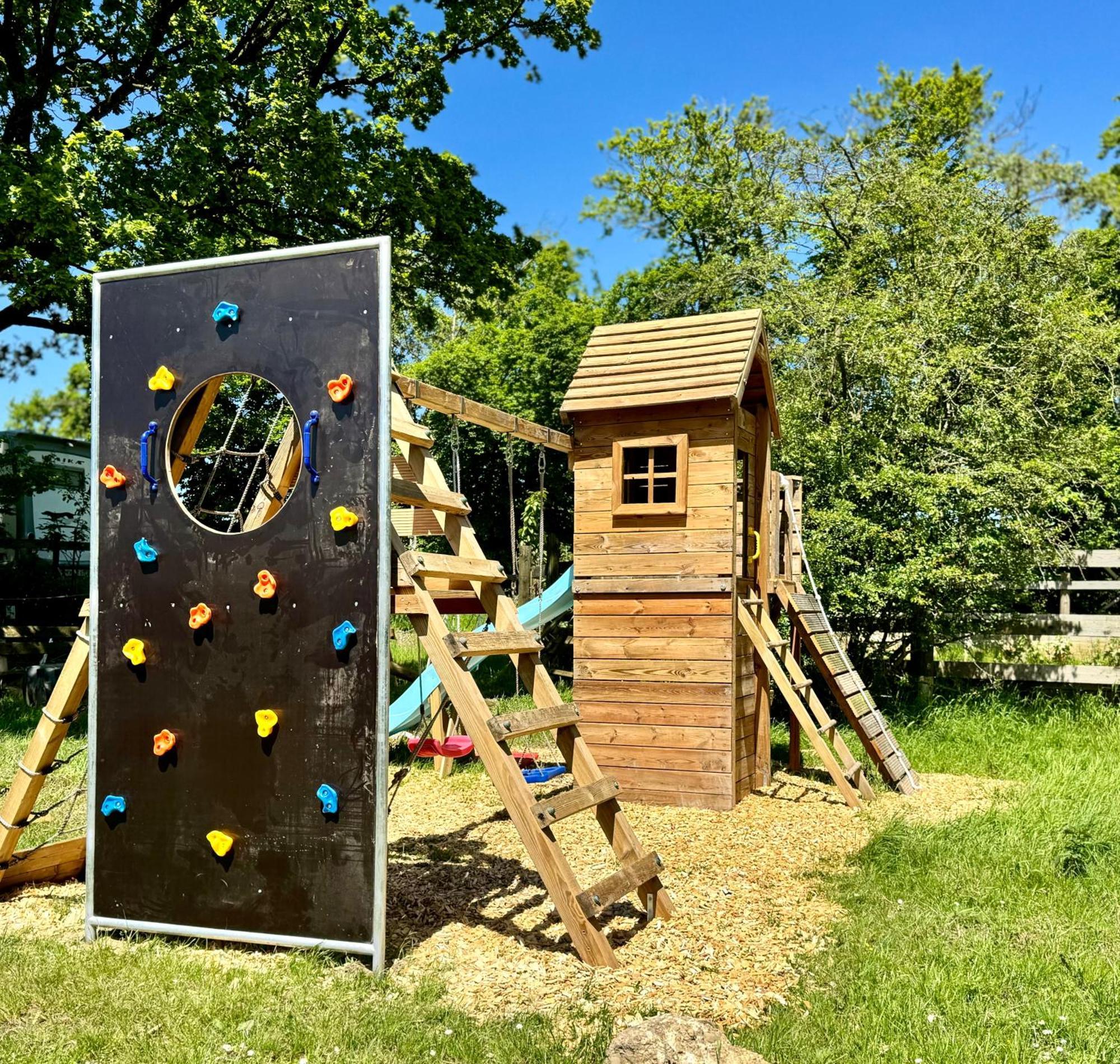 Hof Vierzehnender Im Hohen Venn - 70Qm Maisonette - 2 Schlafzimmer - Wohnkueche - Balkon Mit Grill - Monschau - Eifel - Hunde Willkommen - Islandpferde מראה חיצוני תמונה